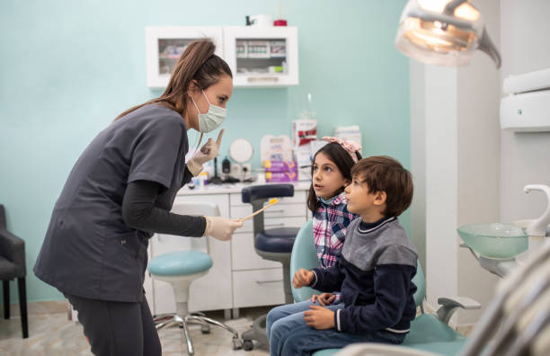 Best Emergency Dental Care  in Coyne Center, IL